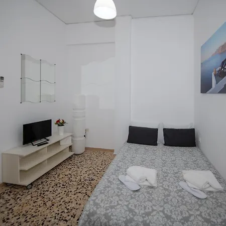 Maraki's Little House Santorini Holiday home *
